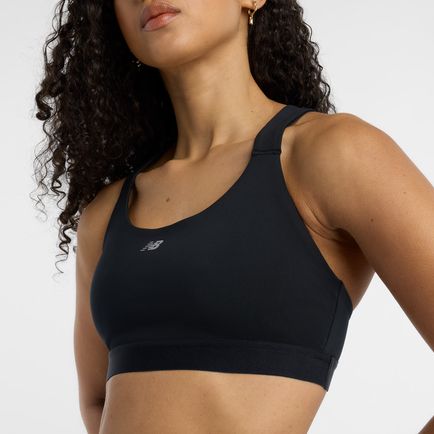 Top New Balance Mujer Nb Essential Train Bra Negro