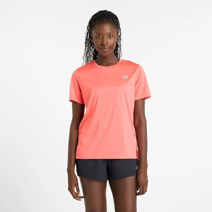 Remera New Balance Mujer Sport Essentials T-Shirt Coral
