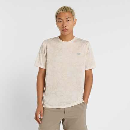 Remera New Balance Hombre Athletics Printed T-Shirt Beige