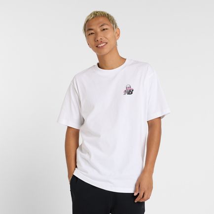 Remera New Balance Hombre Nb X Face Oka Character Tshirt Blanco